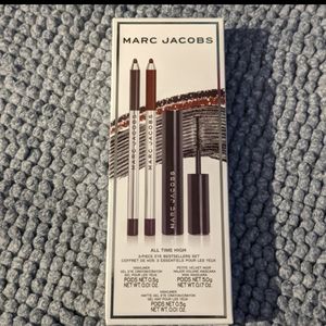Marc Jacobs Eyeliner set Brand New. Never Used.